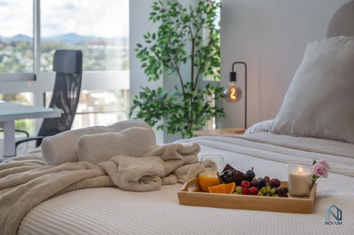 Appartement Newly Renovated Sunlit 3Bdrm Apt With Stunning Views Marbella
