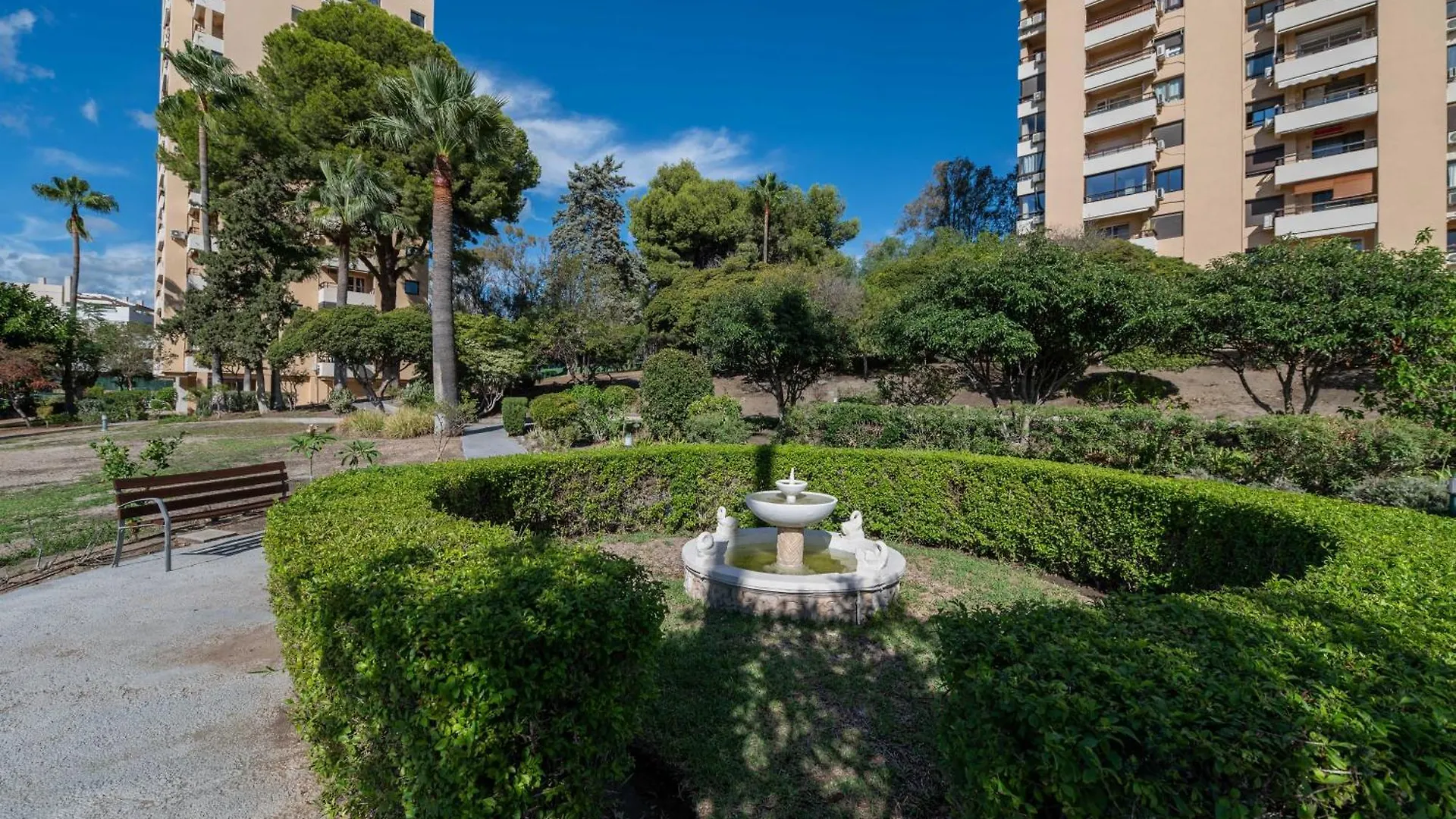 Newly Renovated Sunlit 3Bdrm Apt With Stunning Views Marbella Appartement