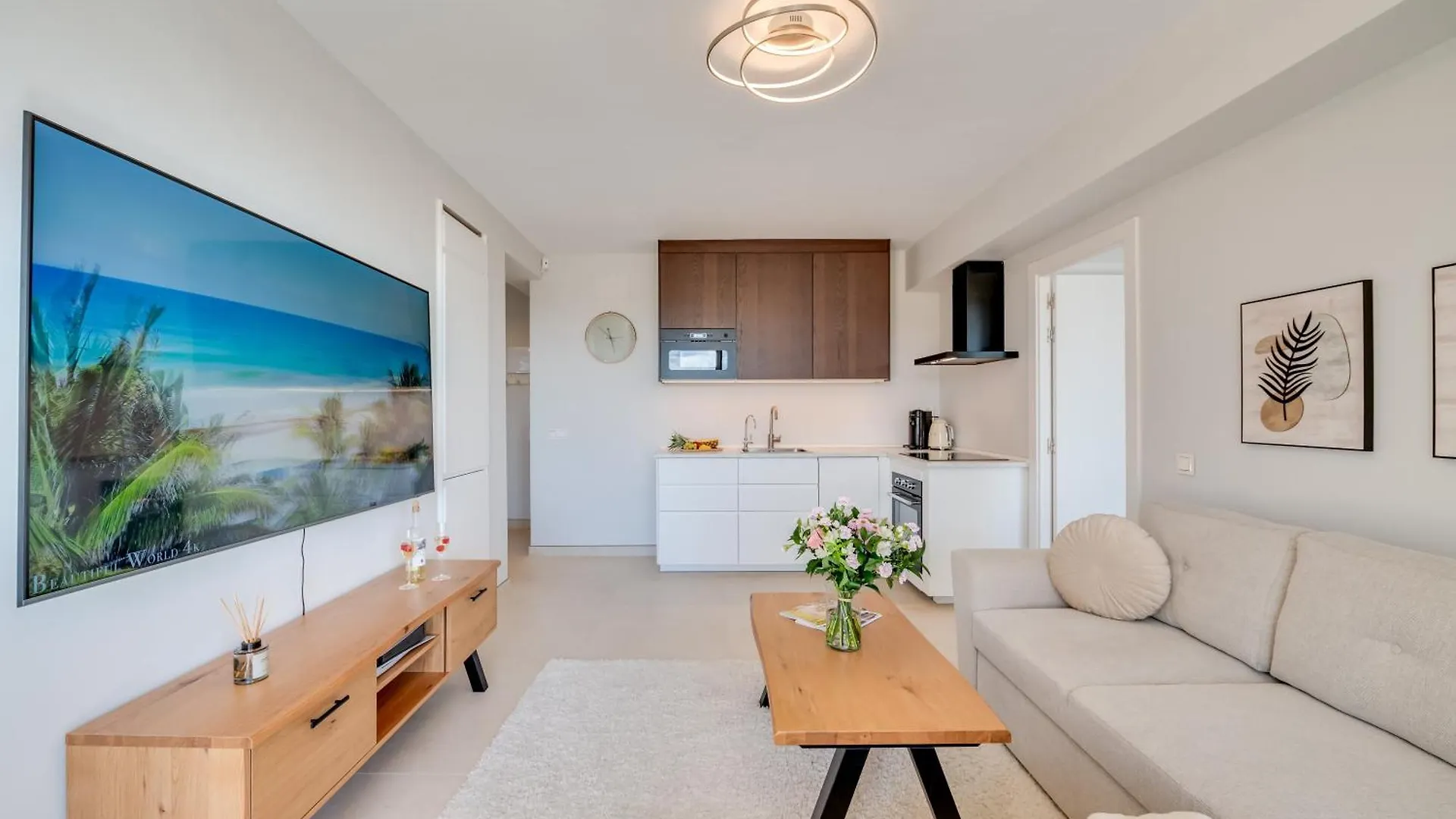 Appartement Newly Renovated Sunlit 3Bdrm Apt With Stunning Views Marbella