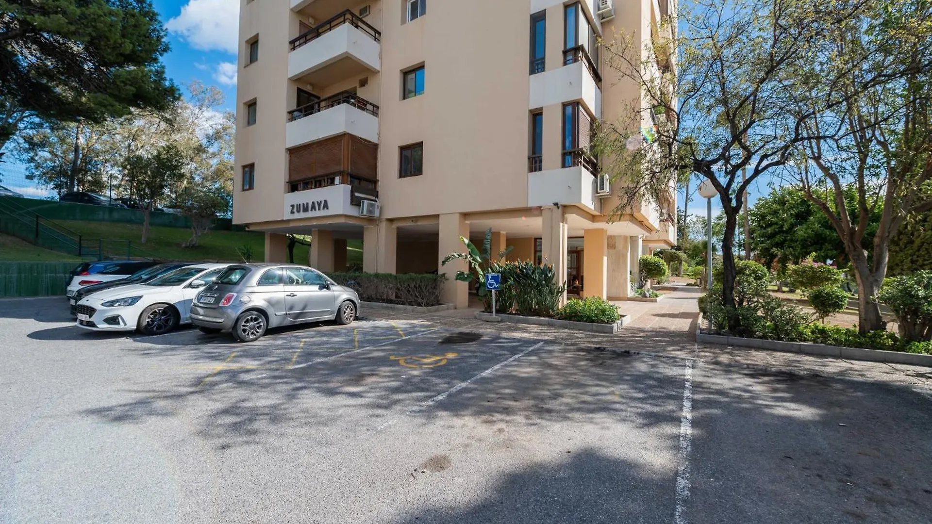 Newly Renovated Sunlit 3Bdrm Apt With Stunning Views Marbella