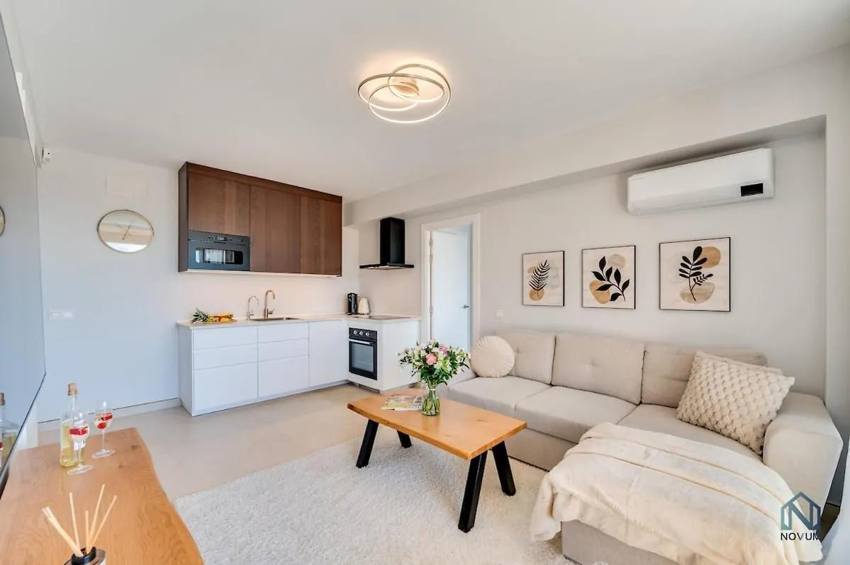 Apartment Newly Renovated Sunlit 3Bdrm Apt With Stunning Views Marbella Spain
